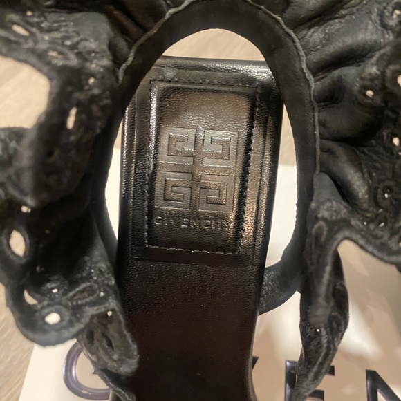 Givenchy G Woven Sandals - Picture 11 of 12